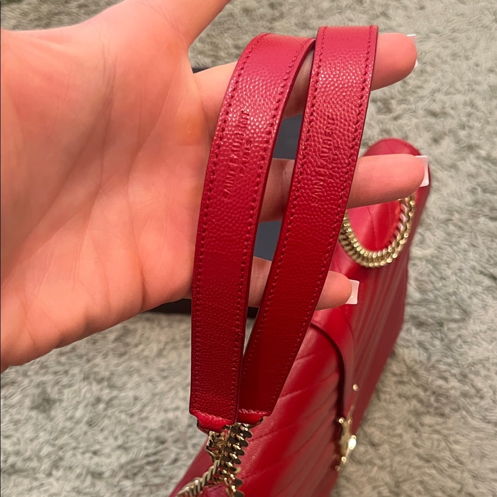 Saint Laurent Red Chevron Shoulder Bag - Picture 7 of 11